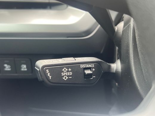 Audi Q4 e-tron 40 Advanced edition 63 kWh ActivLease financial lease