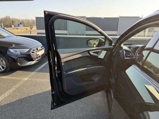 Audi Q4 e-tron 45 quattro S Edition Competition 82 kWh ActivLease financial lease