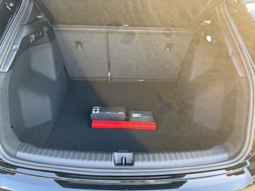 Audi Q4 e-tron 45 quattro S Edition Competition 82 kWh ActivLease financial lease