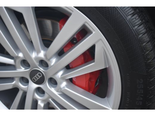 Audi Q5 50 TFSI e quattro S line Panoramadak | 20 inch | Leder | Camera | Trekhaak ActivLease financial lease