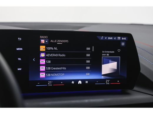 BMW 1 Serie 120 M Sport Automaat / Sportstoelen / Achteruitrijcamera / M Adaptief onderstel / Comfort Access ... ActivLease financial lease