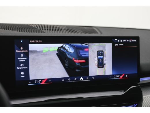 BMW 5 Serie Touring 530e M Sport Automaat / Panoramadak / Trekhaak / Stoelventilatie / M Sportonderstel / Stu... ActivLease financial lease