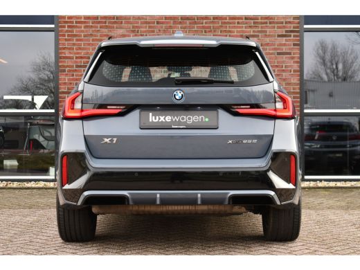 BMW X1 xDrive25e M-Sport Premium 18inch Camera ACC-voorbereiding ActivLease financial lease