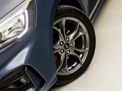 Ford Focus 1.0 EcoBoost Hybrid ST Line X (VIRTUAL COCKPIT, APPLE CARPLAY, GROOT NAVI, CLIMATE, CAMERA, SPORT... ActivLease financial lease