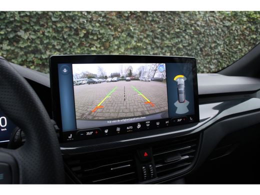 Ford Focus 1.0EB HYBRID 155PK ST-LINE X AUTOMAAT | NL-AUTO! | 1 EIGENAAR! | DEALER OH! | PANODAK | ADAPTIVE ... ActivLease financial lease