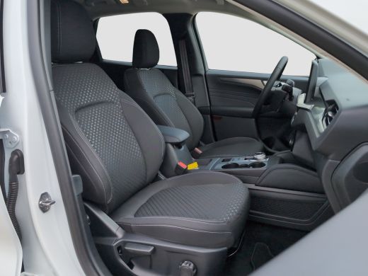 Ford Kuga 2.5 PHEV Titanium | Cruise control adaptief met Stop&Go en stuurhulp | Draadloze telefoonlader | ... ActivLease financial lease