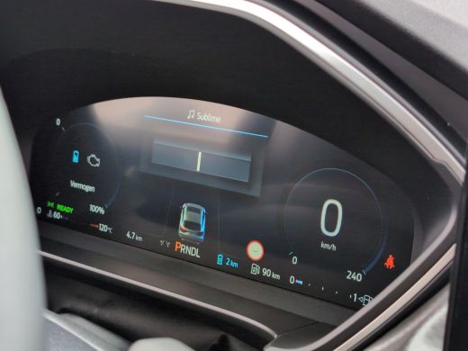 Ford Kuga 2.5 PHEV Titanium | Cruise control adaptief met Stop&Go en stuurhulp | Draadloze telefoonlader | ... ActivLease financial lease