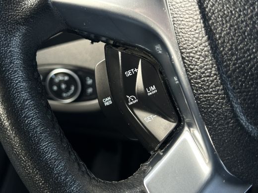 Ford Transit Connect 1.5 EcoBlue / L1H1 / 1e EIG. / TREKHAAK / INRICHTING / AIRCO / CRUISE / BLUETOOTH ActivLease financial lease