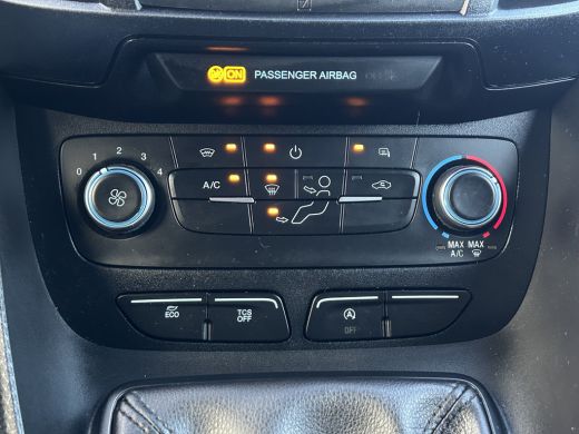 Ford Transit Connect 1.5 EcoBlue / L1H1 / 1e EIG. / TREKHAAK / INRICHTING / AIRCO / CRUISE / BLUETOOTH ActivLease financial lease