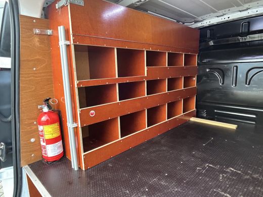 Ford Transit Connect 1.5 EcoBlue / L1H1 / 1e EIG. / TREKHAAK / INRICHTING / AIRCO / CRUISE / BLUETOOTH ActivLease financial lease