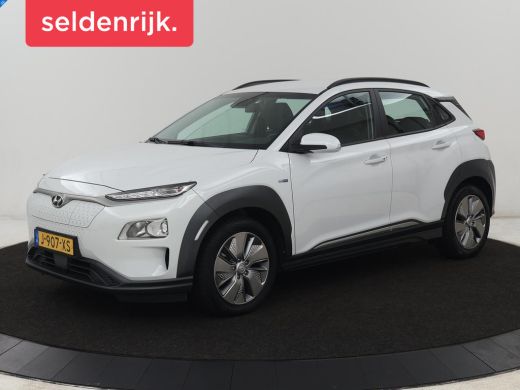 Hyundai Kona EV Comfort 64 kWh | Trekhaak | Adaptive cruise | Warmtepomp | Camera | Carplay | Keyless | Naviga...