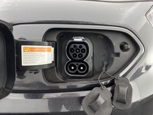 Kia e-Niro ExecutiveLine 64 kWh [ 3-Fase-11kW ] {SOH-100%} (INCL-BTW) Aut.*HEATPUMP | PANO | LEATHER | FULL-... ActivLease financial lease