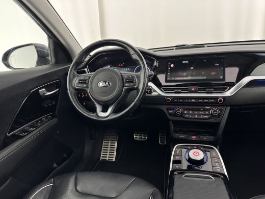 Kia e-Niro ExecutiveLine 64 kWh [ 3-Fase-11kW ] {SOH-100%} (INCL-BTW) Aut.*HEATPUMP | PANO | LEATHER | FULL-... ActivLease financial lease
