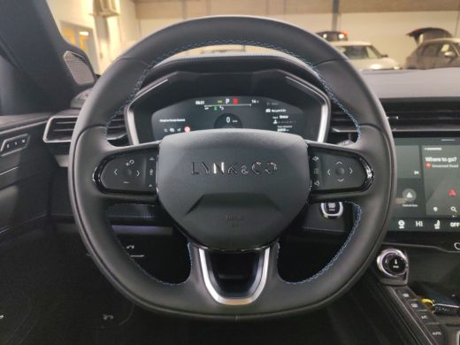 Lynk & Co 01 1.5 262pk PHEV Trekhaak(1800kg) 360&deg;Cam DAB Zwarte hemel ActivLease financial lease