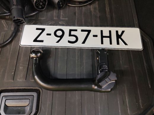 Lynk & Co 01 1.5 262pk PHEV Trekhaak(1800kg) 360&deg;Cam DAB Zwarte hemel ActivLease financial lease