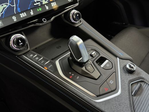 Lynk & Co 01 ✅ NIEUWE AUTO ✅ 2025 / STUUR/STOEL VERW. TREKHAAK 1.5 261 PK ZWARTE HEMEL 360CAM 4 JAAR GARANTIE ... ActivLease financial lease