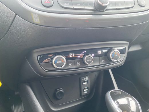 Opel Crossland X 1.2 130PK Automaat Turbo Innovation | TREKHAAK| LED KOPLAMPEN| PARKEERSENSOREN| NAVIGATIE| CLIMAT... ActivLease financial lease