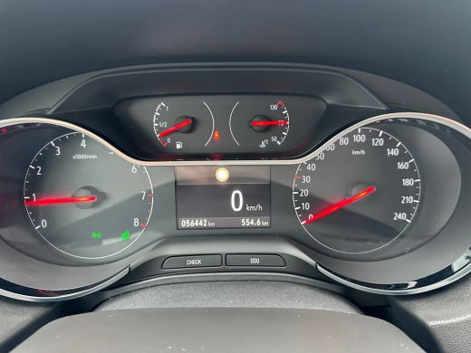 Opel Grandland X 1.2 130PK Turbo Innovation | AGR-COMFORTSTOEL| NAVIGATIE| CAMERA| PARKEERSENSOREN V+A| CLIMATE CO... ActivLease financial lease