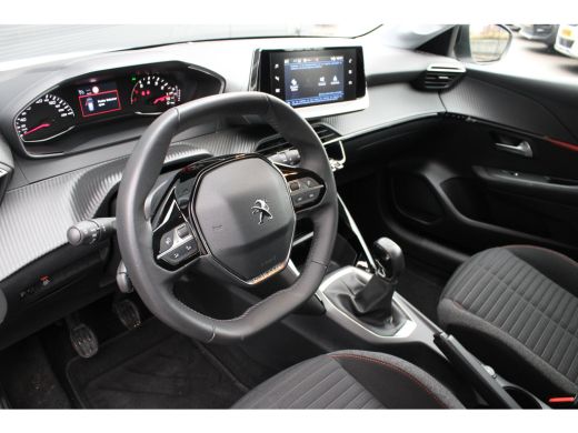 Peugeot 208 1.2 PureTech Active Pack | Navi by app | Apple carplay | Parkeersensoren | Lichtmetaal | All seas... ActivLease financial lease