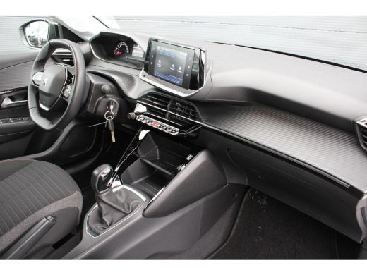 Peugeot 208 1.2 PureTech Active Pack | Navi by app | Apple carplay | Parkeersensoren | Lichtmetaal | All seas... ActivLease financial lease