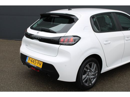 Peugeot 208 1.2 PureTech Active Pack | Navi by app | Apple carplay | Parkeersensoren | Lichtmetaal | All seas... ActivLease financial lease