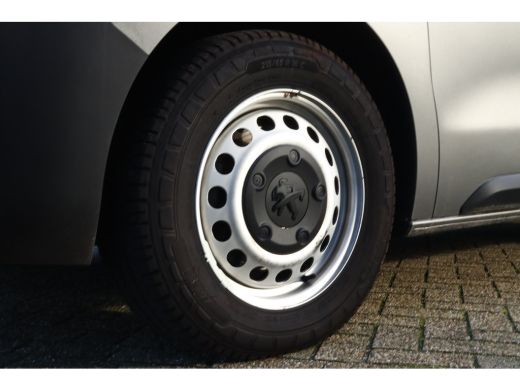 Peugeot Expert 2.0 BlueHDI 120 Standard Premium Cruise Control | Trekhaak | Parkeersensoren | Radio | Airco ActivLease financial lease