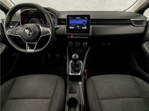 Renault Clio 1.0 TCe Sport (APPLE CARPLAY, GROOT NAVI, PARKEERSENSOREN, SPORTSTOELEN, LM VELGEN, CRUISE, LANE ... ActivLease financial lease