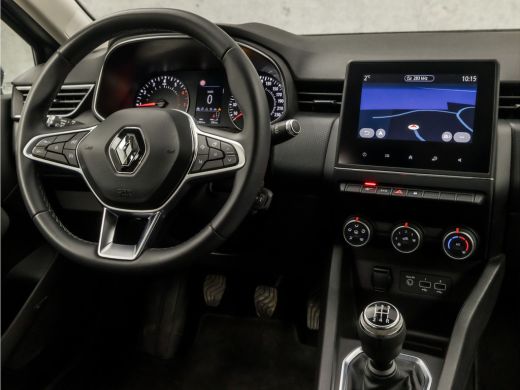Renault Clio 1.0 TCe Sport (APPLE CARPLAY, GROOT NAVI, PARKEERSENSOREN, SPORTSTOELEN, LM VELGEN, CRUISE, LANE ... ActivLease financial lease