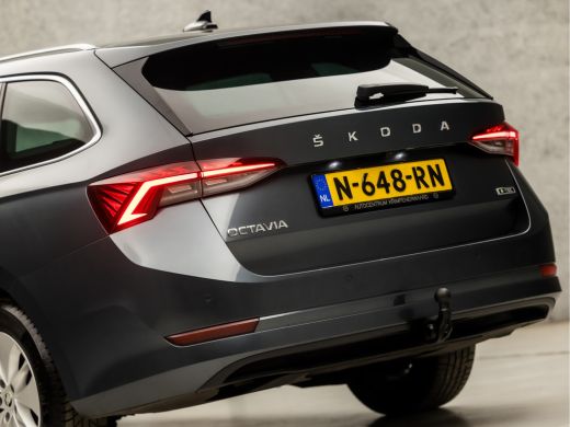 Skoda Octavia Combi 1.0 TSI Sportline Automaat (VIRTUAL COCKPIT, APPLE CARPLAY, GROOT NAVI, SFEERVERLICHTING, S... ActivLease financial lease