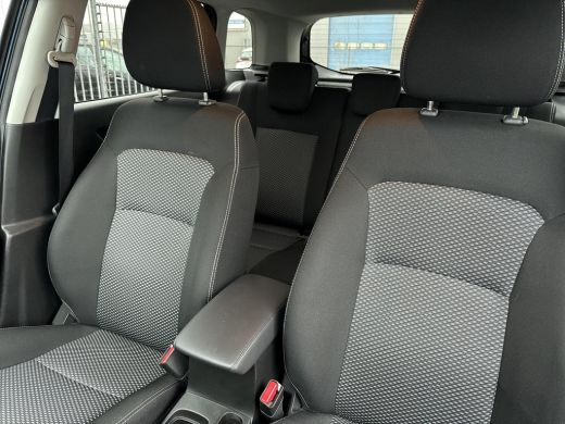 Suzuki Vitara 1.5 Hybrid Select Automaat | GEEN AFLEVERKOSTEN | Apple Carplay & Android Auto | Climate Control ... ActivLease financial lease