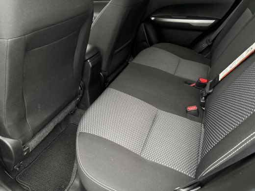 Suzuki Vitara 1.5 Hybrid Select Automaat | GEEN AFLEVERKOSTEN | Apple Carplay & Android Auto | Climate Control ... ActivLease financial lease