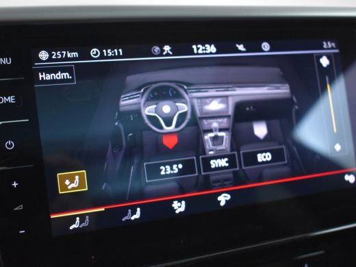 Volkswagen Arteon 1.4 TSI eHybrid R-Line Business+ 218pk | Trekhaak | Panorama dak | Lederen bekleding met memory s... ActivLease financial lease