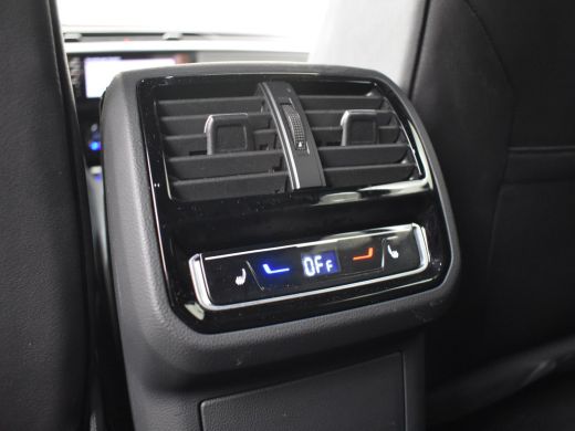 Volkswagen Arteon 1.4 TSI eHybrid R-Line Business+ 218pk | Trekhaak | Panorama dak | Lederen bekleding met memory s... ActivLease financial lease