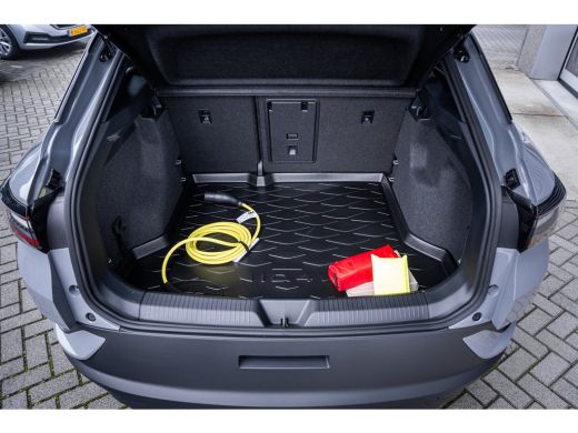 Volkswagen ID.4 Pro Limited Edition | 'App-Connect' draadloze smartphone integratie | Achterbank in ongelijke del... ActivLease financial lease