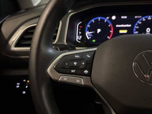 Volkswagen T-Roc 1.5 TSI 150PK DSG STYLE CAMERA/NAVI/ALALCANTARA ActivLease financial lease