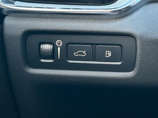 Volvo  V60 2.0 T6 Recharge AWD Inscription | Harman/Kardon | Pilot Assist | Trekhaak | Camera | ActivLease financial lease