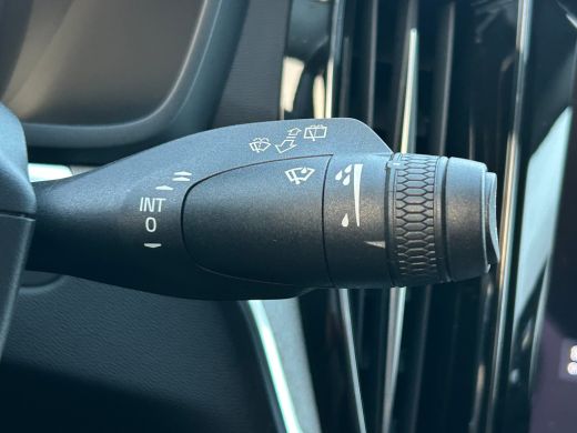 Volvo  V60 2.0 T6 Recharge AWD Inscription | Harman/Kardon | Pilot Assist | Trekhaak | Camera | ActivLease financial lease