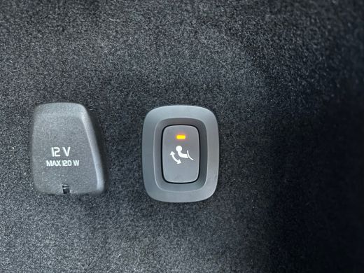 Volvo  V60 2.0 T6 Recharge AWD Inscription | Harman/Kardon | Pilot Assist | Trekhaak | Camera | ActivLease financial lease