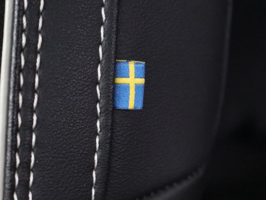 Volvo  XC40 Recharge P8 AWD R Design | SOH 90% | Panoramadak | Trekhaak | Adaptive cruise | Harman/Kardon | A... ActivLease financial lease