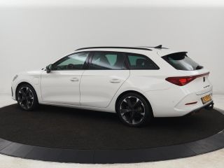 CUPRA Leon 1.4 e-Hybrid | Stoelverwarming | Camera | Carplay | Sfeerverlichting | Navigatie | Full LED | Spo...