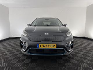 Kia e-Niro ExecutiveLine 64 kWh [ 3-Fase-11kW ] {SOH-100%} (INCL-BTW) Aut.*HEATPUMP | PANO | LEATHER | FULL-...