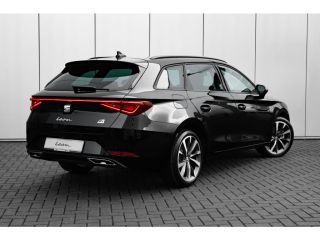 Seat Leon Sportstourer FR Business - eHybrid | Achteruitrijcamera | Automatisch dimmende binnenspiegel | Da...