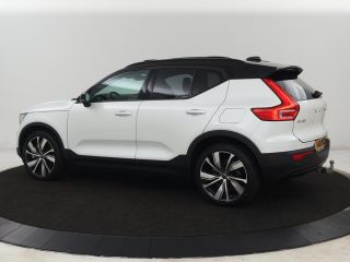 Volvo  XC40 Recharge P8 AWD R Design | SOH 90% | Panoramadak | Trekhaak | Adaptive cruise | Harman/Kardon | A...
