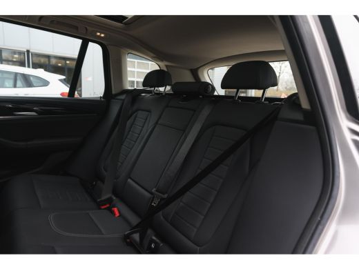 BMW iX3 High Executive / Achteruitrijcamera / Adaptief onderstel / LED / Driving Assistant Professional /... ActivLease financial lease