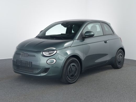 Fiat 500e Giorgio Armani | 10,25" touchscreen radio met Bluetooth, DAB & USB &eacute;n Navigatie | Automatische ai...