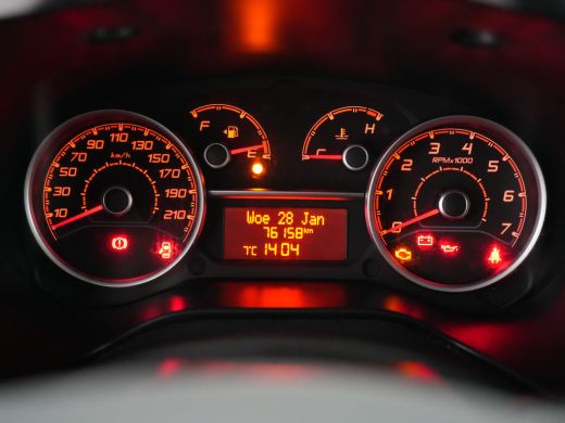 Fiat Dobl&ograve; Cargo 1.3 MJ L2H1 Maxi SX | Airco | Apple CarPlay | Centrale deurvergrendeling met afstandsbediening ActivLease financial lease