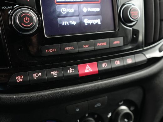 Fiat Dobl&ograve; Cargo 1.3 MJ L2H1 Maxi SX | Airco | Apple CarPlay | Centrale deurvergrendeling met afstandsbediening ActivLease financial lease