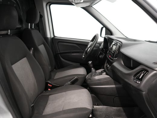 Fiat Dobl&ograve; Cargo 1.3 MJ L2H1 Maxi SX | Airco | Apple CarPlay | Centrale deurvergrendeling met afstandsbediening ActivLease financial lease