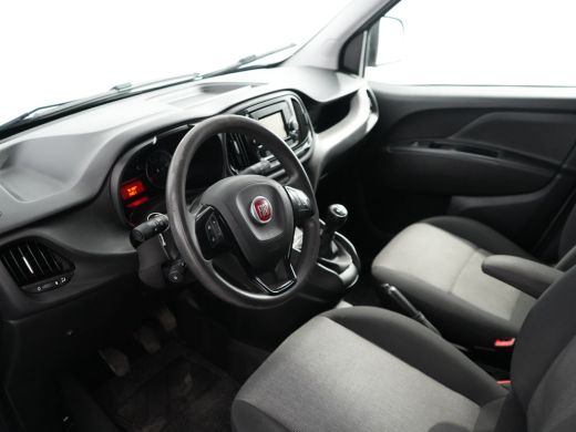 Fiat Dobl&ograve; Cargo 1.3 MJ L2H1 Maxi SX | Airco | Apple CarPlay | Centrale deurvergrendeling met afstandsbediening ActivLease financial lease