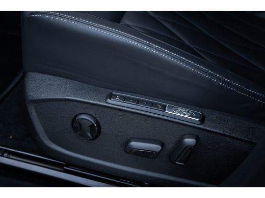 Ford Explorer Premium Extended Range RWD 77 kWh | Panoramadak | Trekhaak ActivLease financial lease